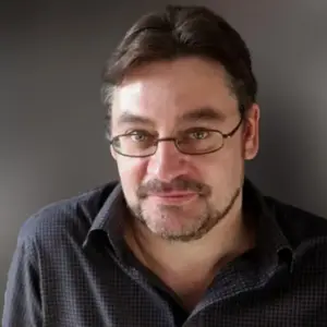 Alexander Hart - Author Photo